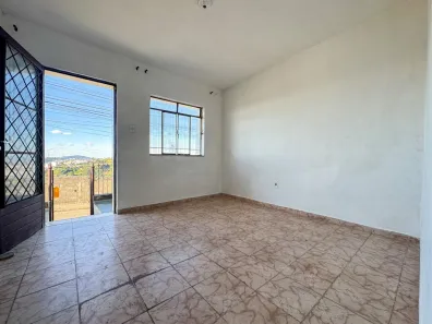 Casa com 3 Quartos à venda, 169m² no Santos Dumont, Juiz de Fora