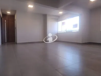 Apartamento com 2 Quartos à venda, 82m² no Centro, Uberlândia