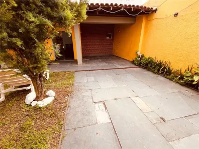 Casa com 6 Quartos à venda, 300m² no Enseada, Guarujá