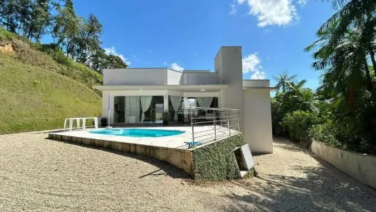Casa com 4 Quartos à venda, 249m² no São Pedro, Guabiruba