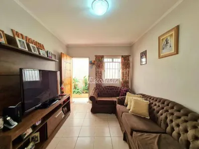 Casa com 4 Quartos à venda, 190m² no Vila Pedra Branca, São Paulo