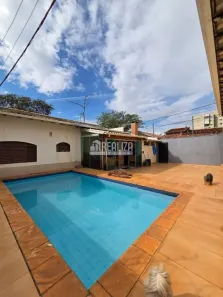 Casa com 3 Quartos à venda, 246m² no Estados Unidos, Uberaba