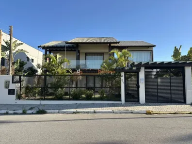 Casa com 3 Quartos à venda, 219m² no Vila Nova, Imbituba