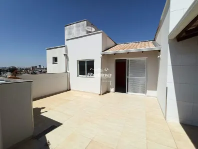Apartamento com 3 Quartos para alugar, 120m² no Presidente Roosevelt, Uberlândia