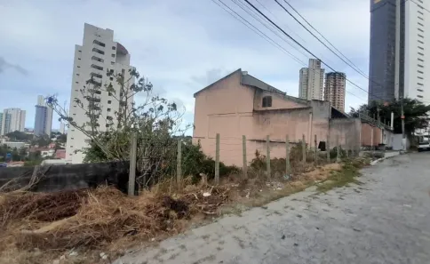 Lote/Terreno à venda, 442m² no Ponta Negra, Natal