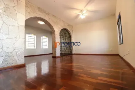 Casa com 3 Quartos à venda, 170m² no Vila Bressani, Paulínia