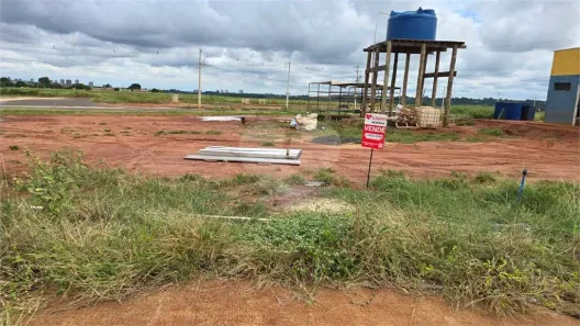 Lote/Terreno à venda, 500m² no Parque Residencial São Lucas, Araraquara