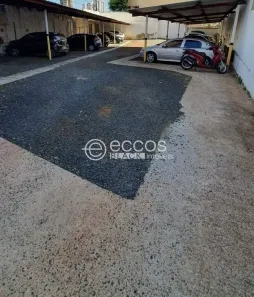 à venda, 475m² no Fundinho, Uberlândia