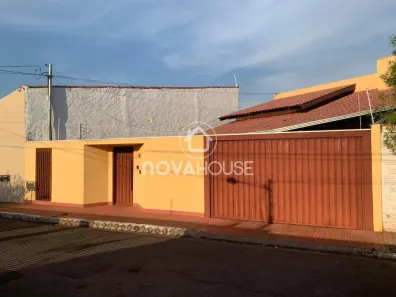 Casa com 5 Quartos à venda, 270m² no Sobrinho, Campo Grande