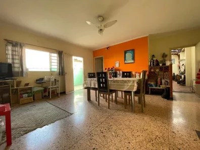 Casa com 3 Quartos à venda, 181m² no Jardim García, Campinas