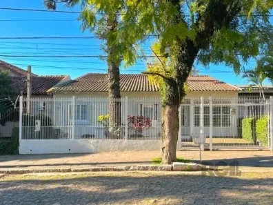 Casa com 4 Quartos à venda, 300m² no Nonoai, Porto Alegre