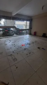 Sobrado com 2 Quartos à venda, 252m² no Vila Liviero, São Paulo