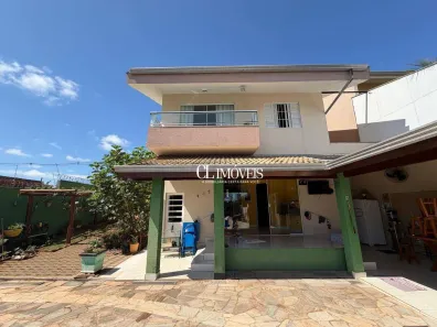 Casa com 3 Quartos à venda, 330m² no Aurora, Londrina