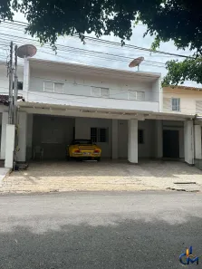 Casa de Condomínio com 3 Quartos para alugar, 220m² no Jardim Califórnia, Cuiabá