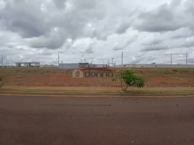 Lote/Terreno à venda, 250m² no Recreio dos Bandeirantes, Uberaba