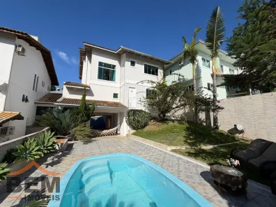 Casa com 2 Quartos para alugar, 240m² no Ariribá, Balneário Camboriú