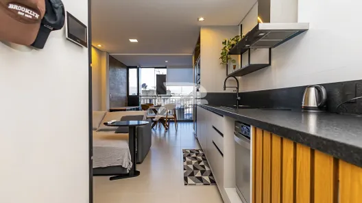 Apartamento com 2 Quartos para alugar, 56m² no Água Verde, Curitiba