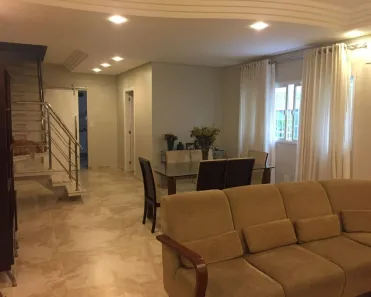 Sobrado com 4 Quartos à venda, 240m² no Aparecida, Santos