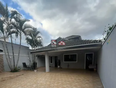 Casa com 3 Quartos para alugar, 120m² no Loteamento Villa Branca, Jacareí