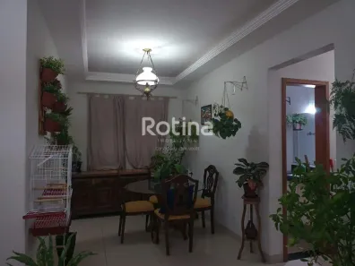 Apartamento com 3 Quartos à venda, 84m² no Santa Mônica, Uberlândia