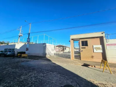 Casa com 2 Quartos para alugar, 61m² no Vale do Gavião, Teresina
