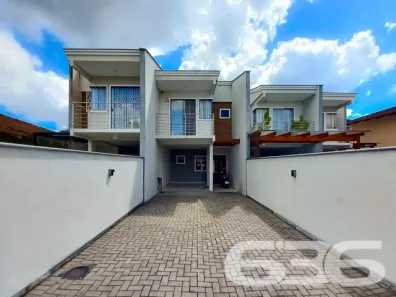 Sobrado com 3 Quartos à venda, 133m² no São Marcos, Joinville
