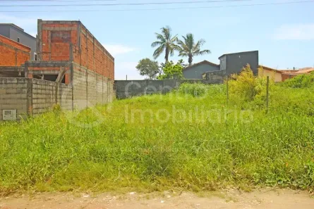 Lote/Terreno à venda, 257m² no Jardim Imperador, Peruíbe