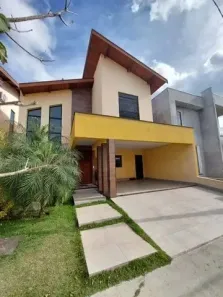 Casa com 3 Quartos à venda, 250m² no Chácara do Visconde, Taubaté