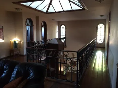 Casa com 5 Quartos à venda, 800m² no Bela Vista, Contagem