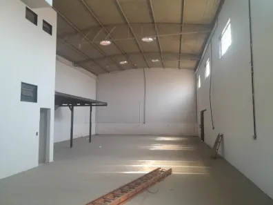 Galpão/Depósito/Armazém para alugar, 306m² no São Francisco, São José do Rio Preto