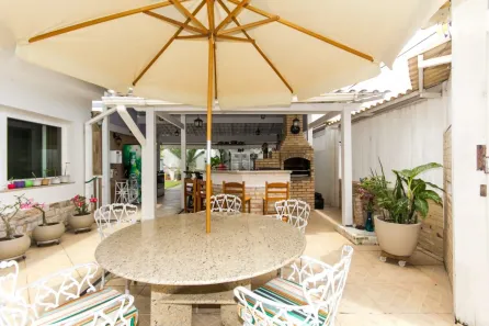 Casa com 3 Quartos à venda, 10m² no Extensão do Bosque, Rio das Ostras