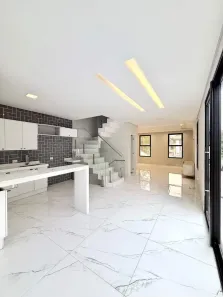Sobrado com 3 Quartos à venda, 243m² no Sítios de Recreio Rober, Guarulhos