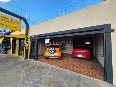 Casa com 3 Quartos à venda, 267m² no Guanandi, Campo Grande