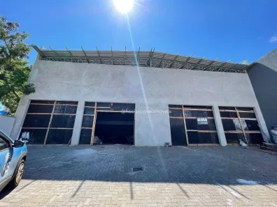 Galpão/Depósito/Armazém para alugar, 800m² no Neva, Cascavel