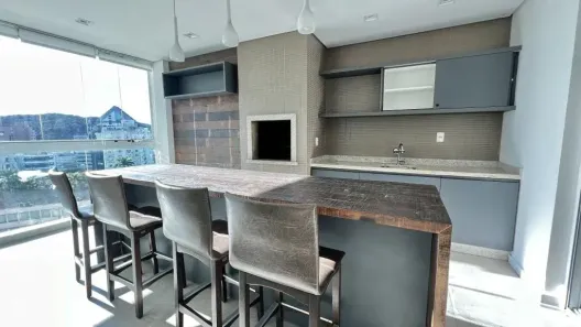 Apartamento com 4 Quartos à venda, 231m² no Centro, Joinville