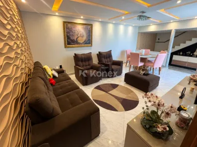 Sobrado com 4 Quartos à venda, 300m² no Vila Mazzei, São Paulo