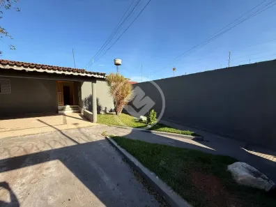 Casa com 2 Quartos à venda, 128m² no , Hidrolândia