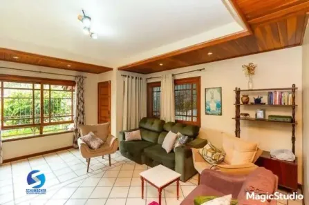 Casa com 5 Quartos à venda, 235m² no Cavalhada, Porto Alegre