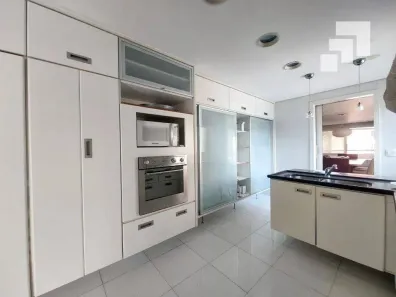 Apartamento com 3 Quartos para alugar, 260m² no Vila Andrade, São Paulo