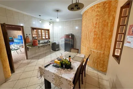 Casa com 2 Quartos à venda, 200m² no Village Campinas, Campinas