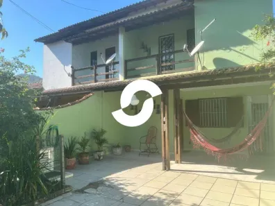 Casa com 3 Quartos à venda, 270m² no Piratininga, Niterói