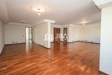 Apartamento com 3 Quartos à venda, 248m² no Centro, Curitiba