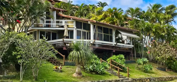 Casa de Condomínio com 5 Quartos à venda, 280m² no Geribá, Armação dos Búzios