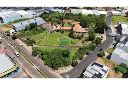 Imóvel Comercial com 8 Quartos à venda, 6219m² no Jardim São Francisco, Franca