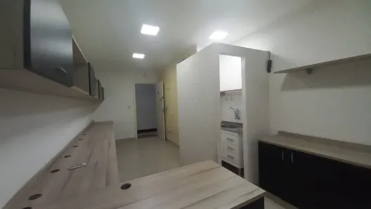 Sala Comercial para venda ou aluguel, 20m² no Jardim Taquaral, São Paulo
