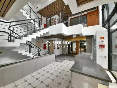 Sala Comercial para alugar, 1000m² no Jardim do Salso, Porto Alegre