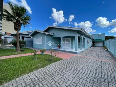 Casa com 3 Quartos à venda, 232m² no Centro, Estância Velha