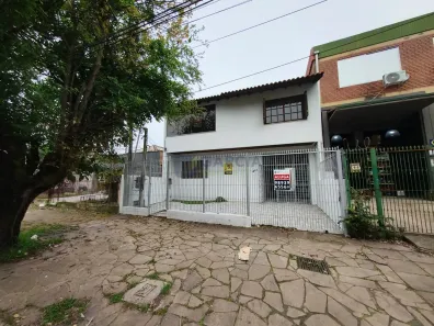 Casa com 4 Quartos à venda, 237m² no Santa Maria Goretti, Porto Alegre
