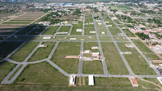 Lote/Terreno à venda, 140m² no Novo Horizonte, Feira de Santana