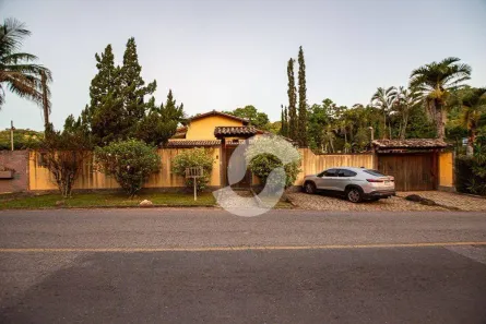 Casa com 4 Quartos à venda, 440m² no Vila Progresso, Niterói